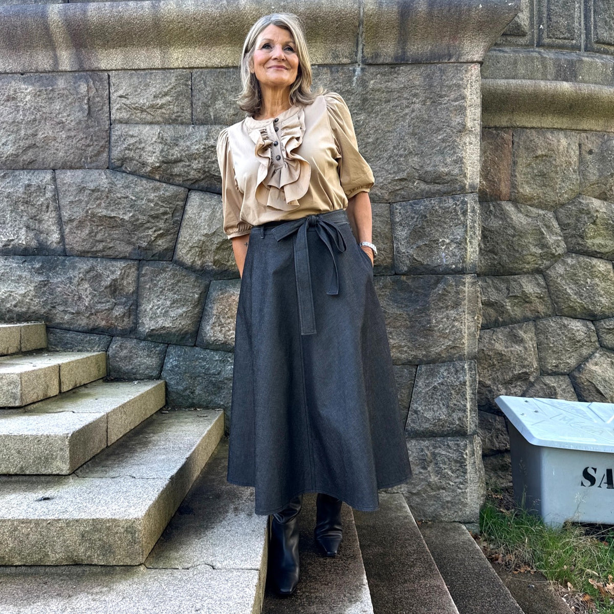 Tie blouse Birgitta Black/White