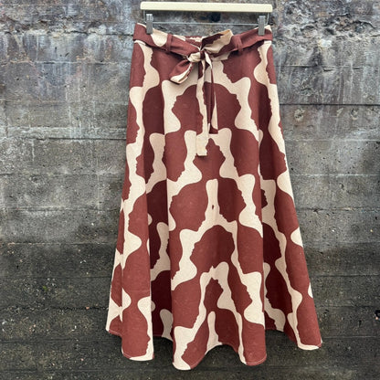 Emilia kjol i Lisa Bengtssons tyg Sunday