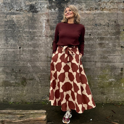 Emilia kjol i Lisa Bengtssons tyg Leila