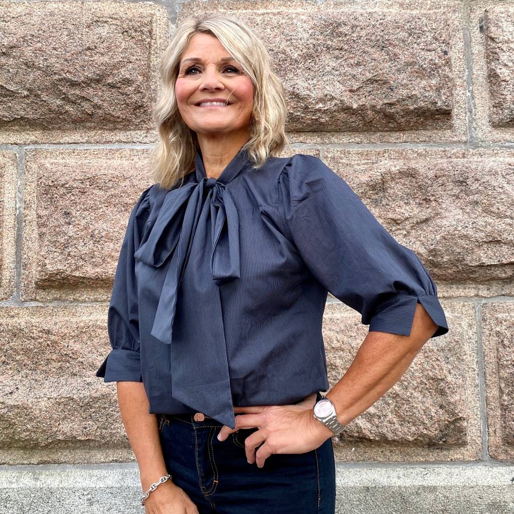 Tie blouse Birgitta